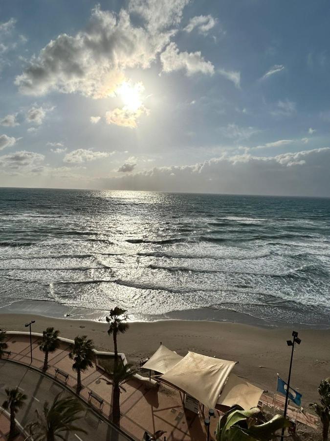 פואנגירולה Paradise Suites Buenavista Beach מראה חיצוני תמונה